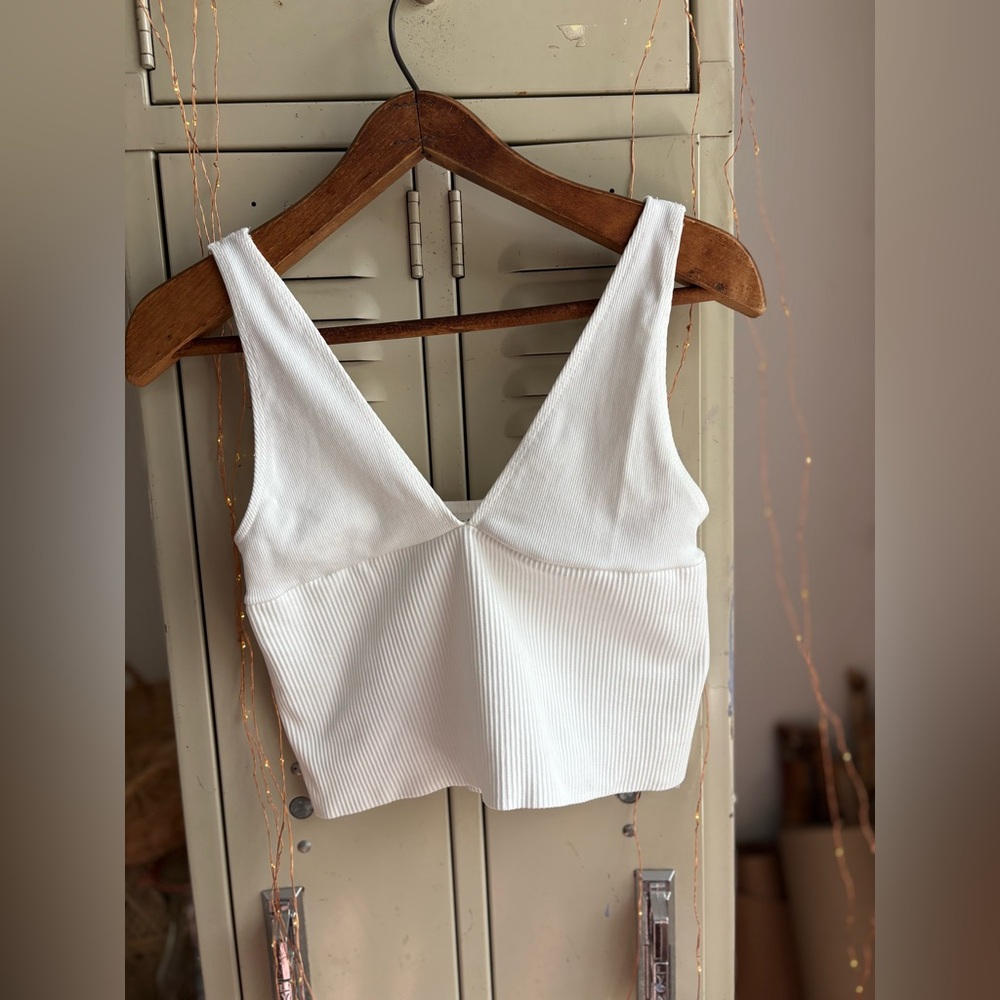 Becca Seamless Knit Tank Top - Picture 7 of 9